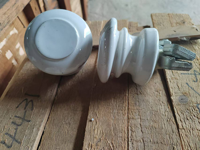 架线器材